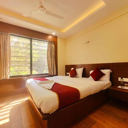 Sun Solitaire Pune Exterior photo